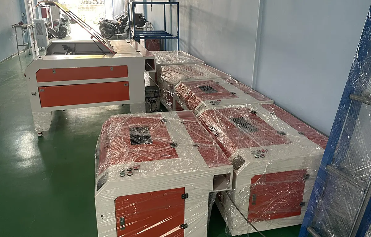 máy cắt laser co2 6040