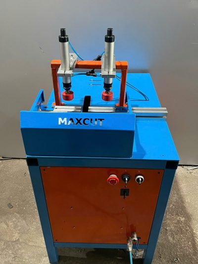 Máy cắt nhôm bán tự động công suất cao MaxTool