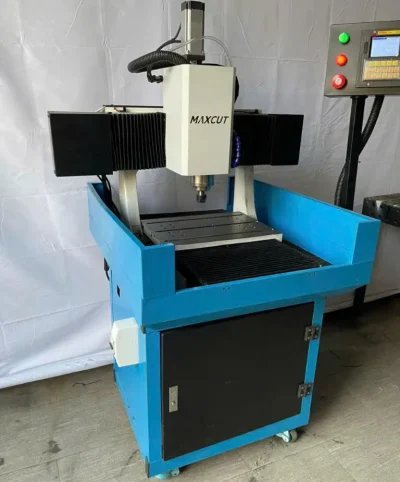 máy cnc 3040 khung đúc