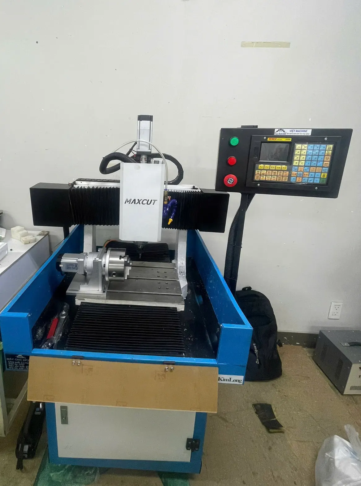 máy cnc khung đúc maxcut