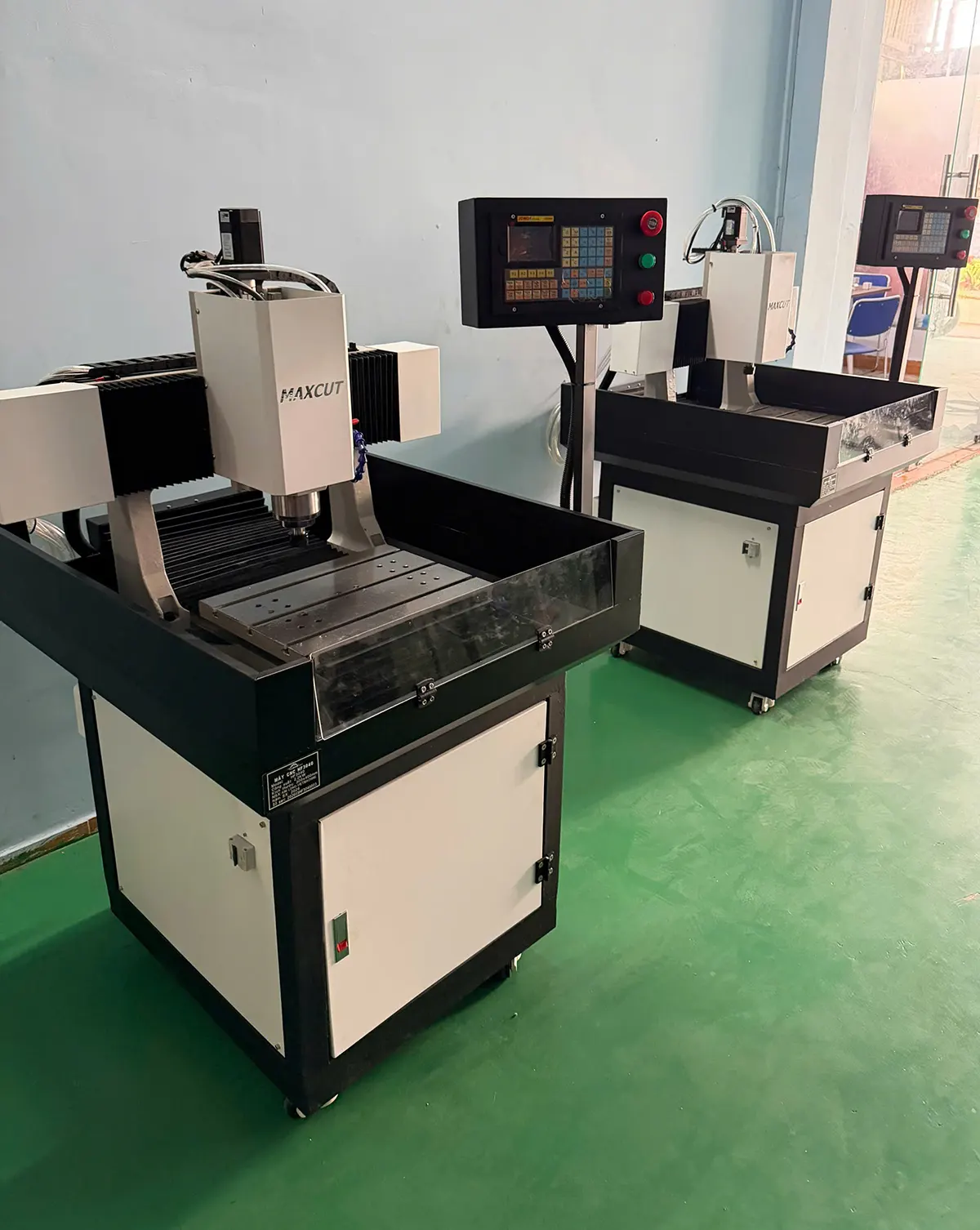 máy cnc mini gia công kim loại