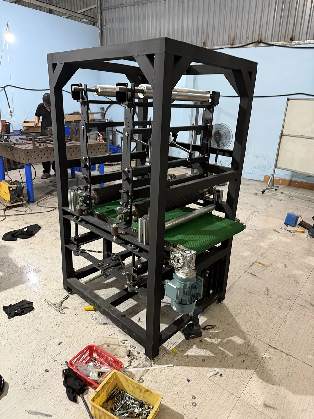 sản xuất máy nhám thùng công nghiệp
