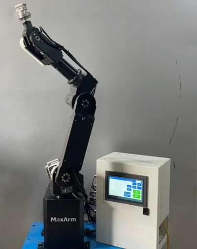Robot arm E700