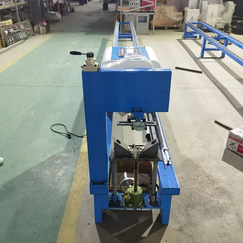 máy cắt ống cnc sử dụng nguồn plama