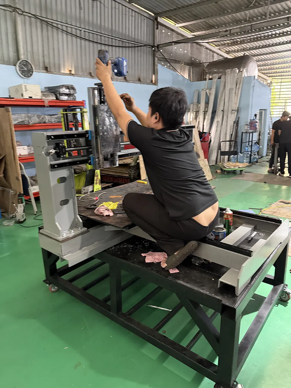 Lắp ráp máy cnc